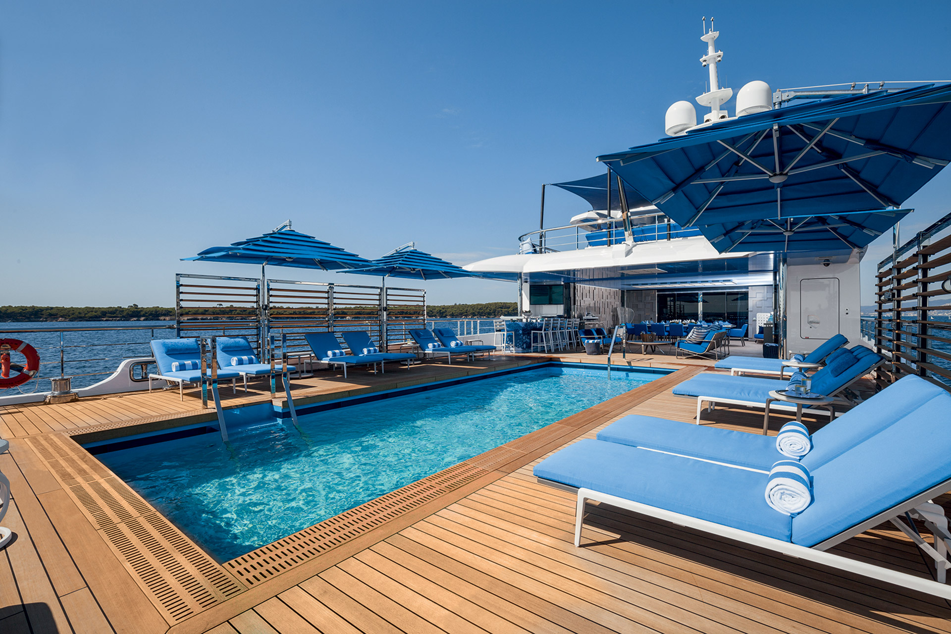Worth Avenue Yachts & Relevance - Seasense Yacht
